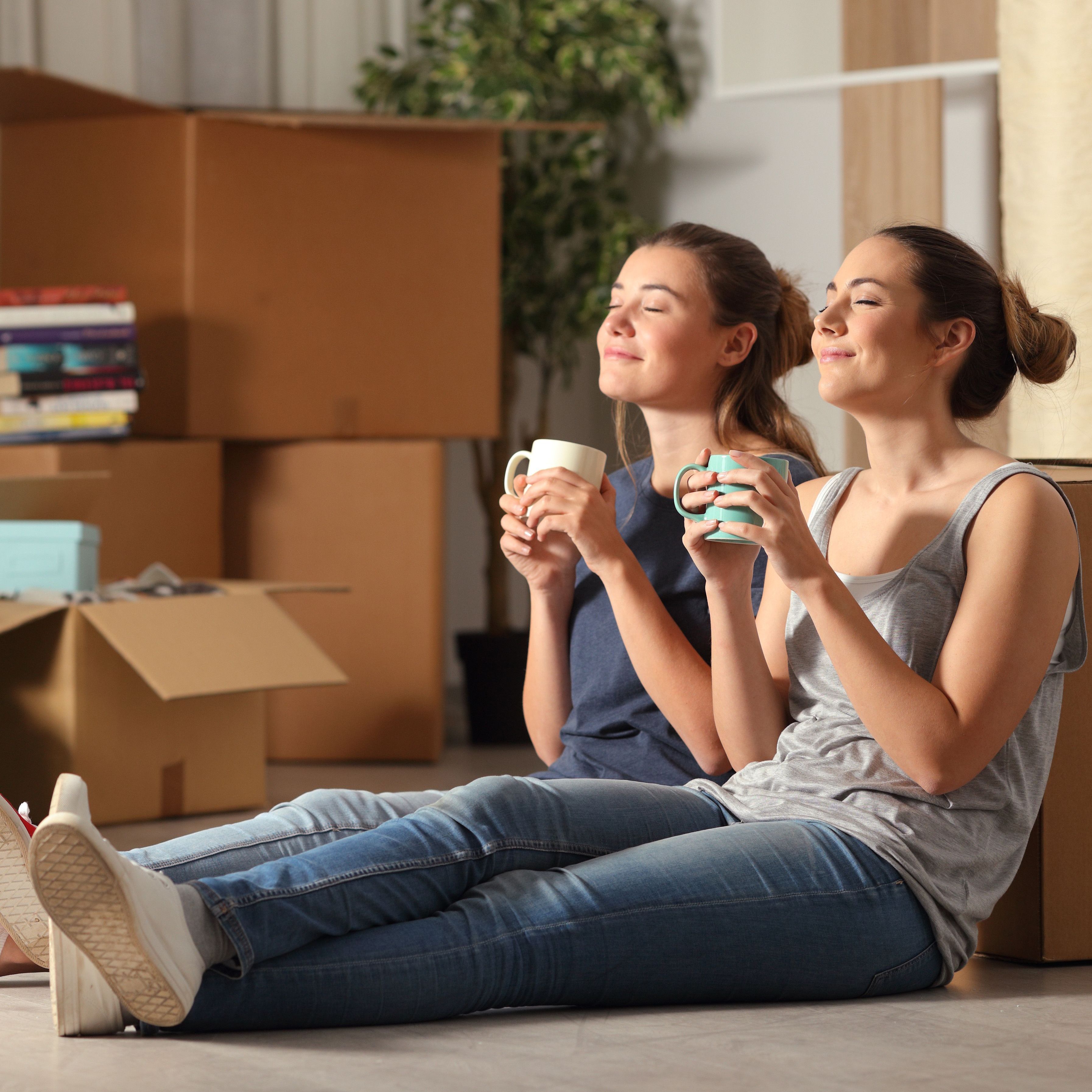 Erste eigene Wohnung – Tipps für Mieten und Umzug